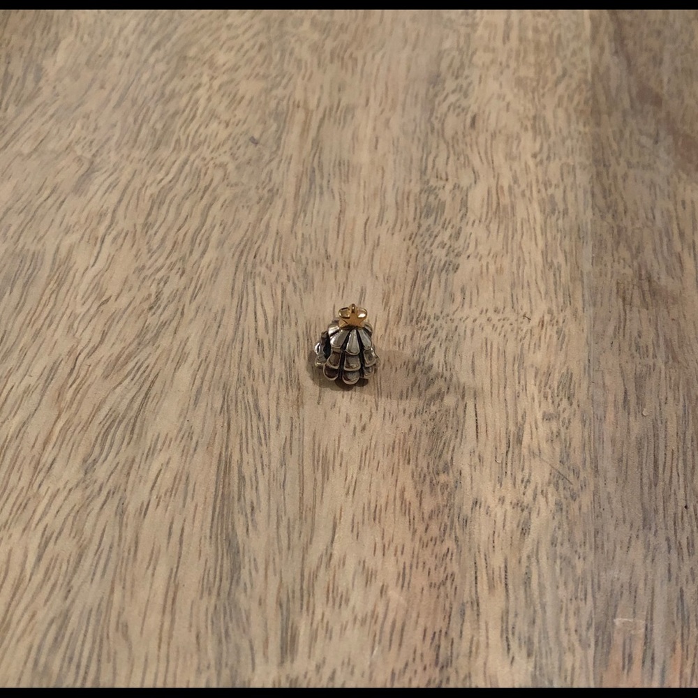 Pandora Christmas tree charm